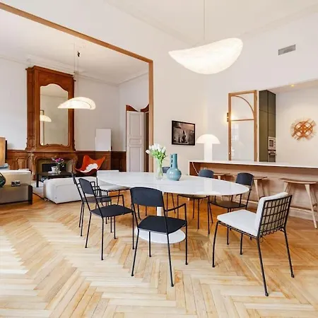 Prestige Coeur Historique Apartament